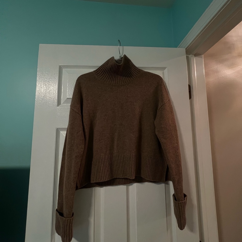 Women’s Arket sweater